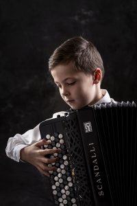 La ricerca per la didattica fisarmonicistica - bimbo fisarmonica Scandalli